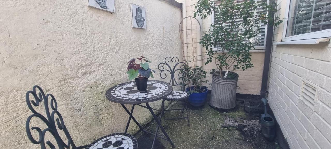 Holiday home Toffees Townhouse A 2 Bed House In 1 Mins Walk To Goodison Park *